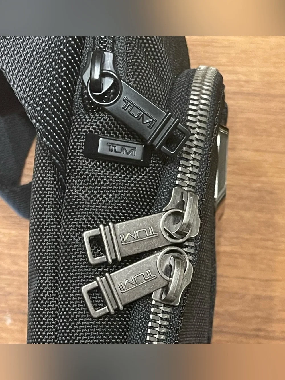 Tumi Men’s Crossbody Black Nylon & Leather Bag